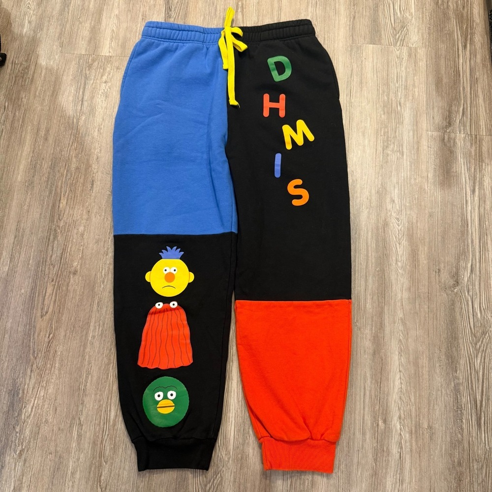 Dont Hug Me Im Scared Adult XL Hot Topic Exclusive Color Block Sweatpants